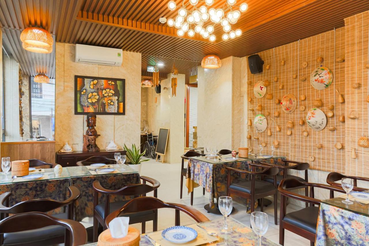 Azura Gold Hotel & Apartment Nha Trang Bagian luar foto