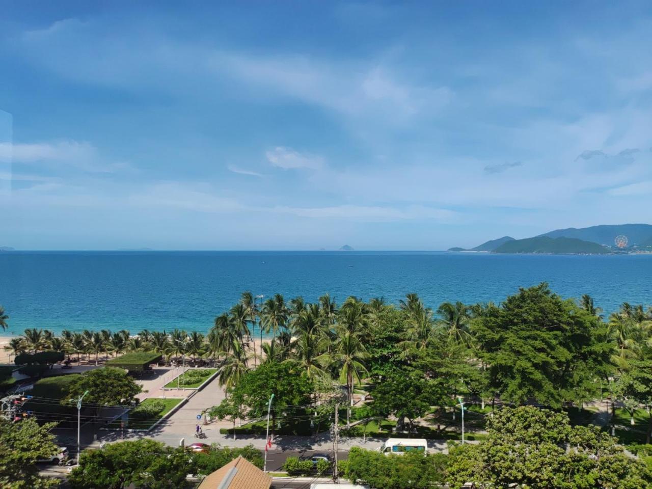 Azura Gold Hotel & Apartment Nha Trang Bagian luar foto