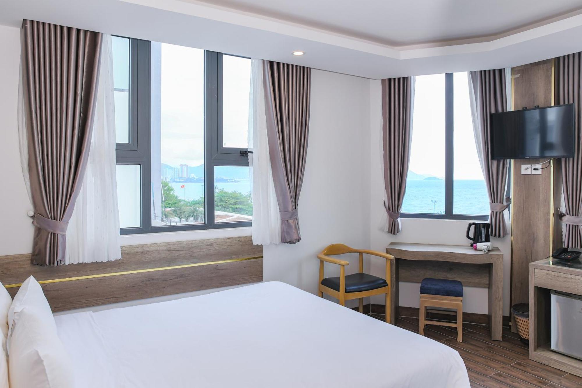 Azura Gold Hotel & Apartment Nha Trang Bagian luar foto